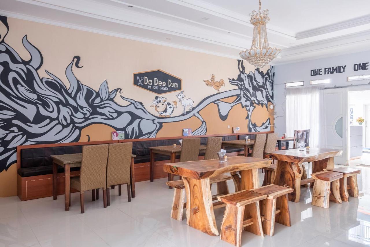Urbanview Hotel One Family Maribaya By Reddoorz 렘뱅 외부 사진